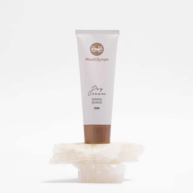 MontOlympe Pioen hydraterende dagcrème matte finish