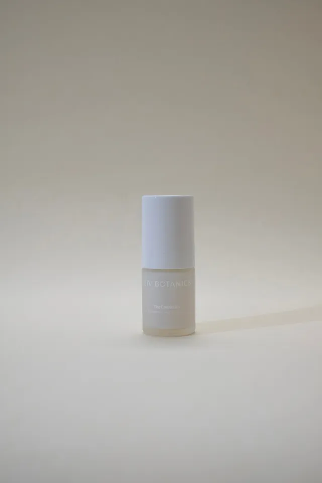LIV Botanics The Luminous serum 15 ml olievrij