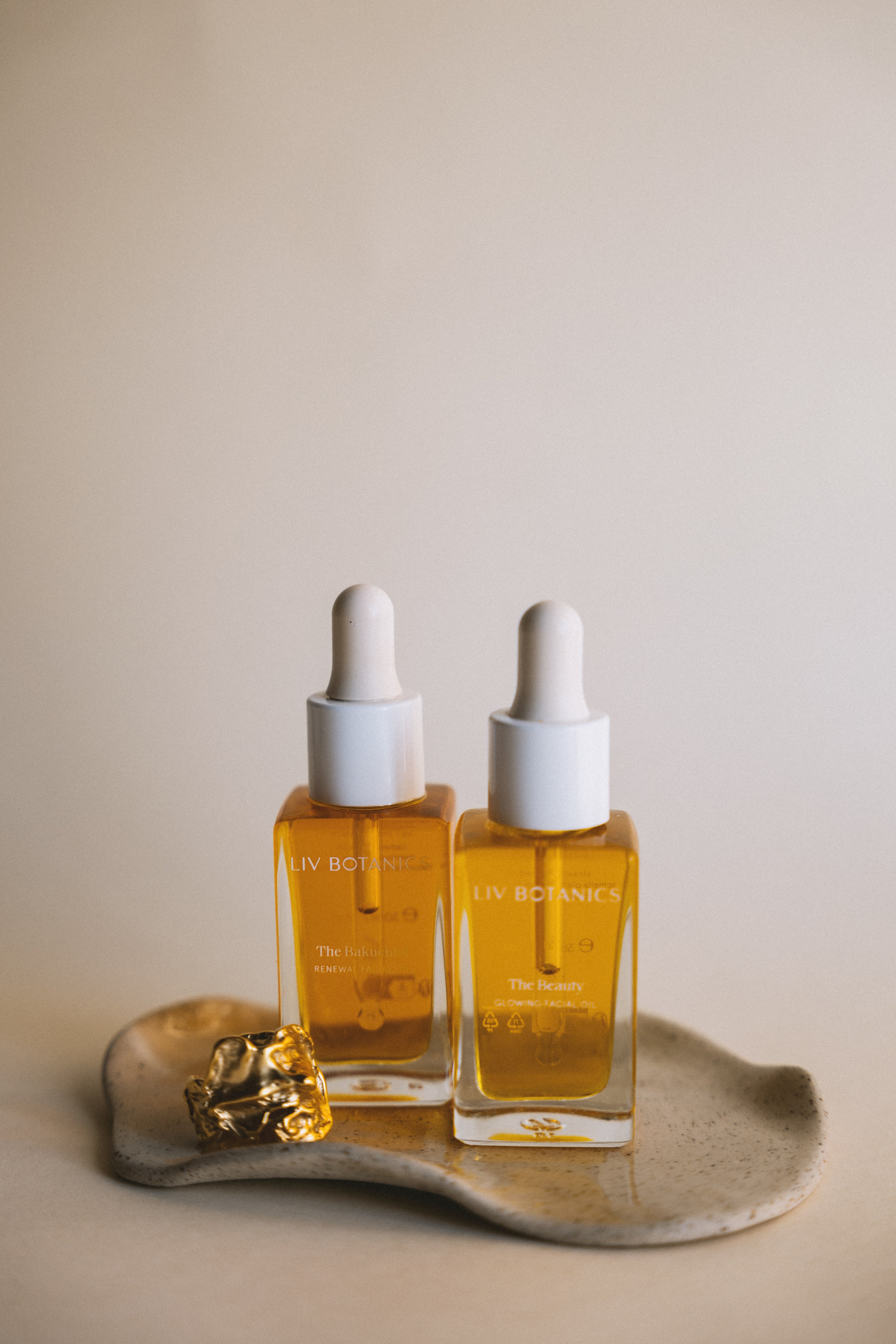 LIV Botanics The Marlous Plate schaaltje handgemaakt keramiek