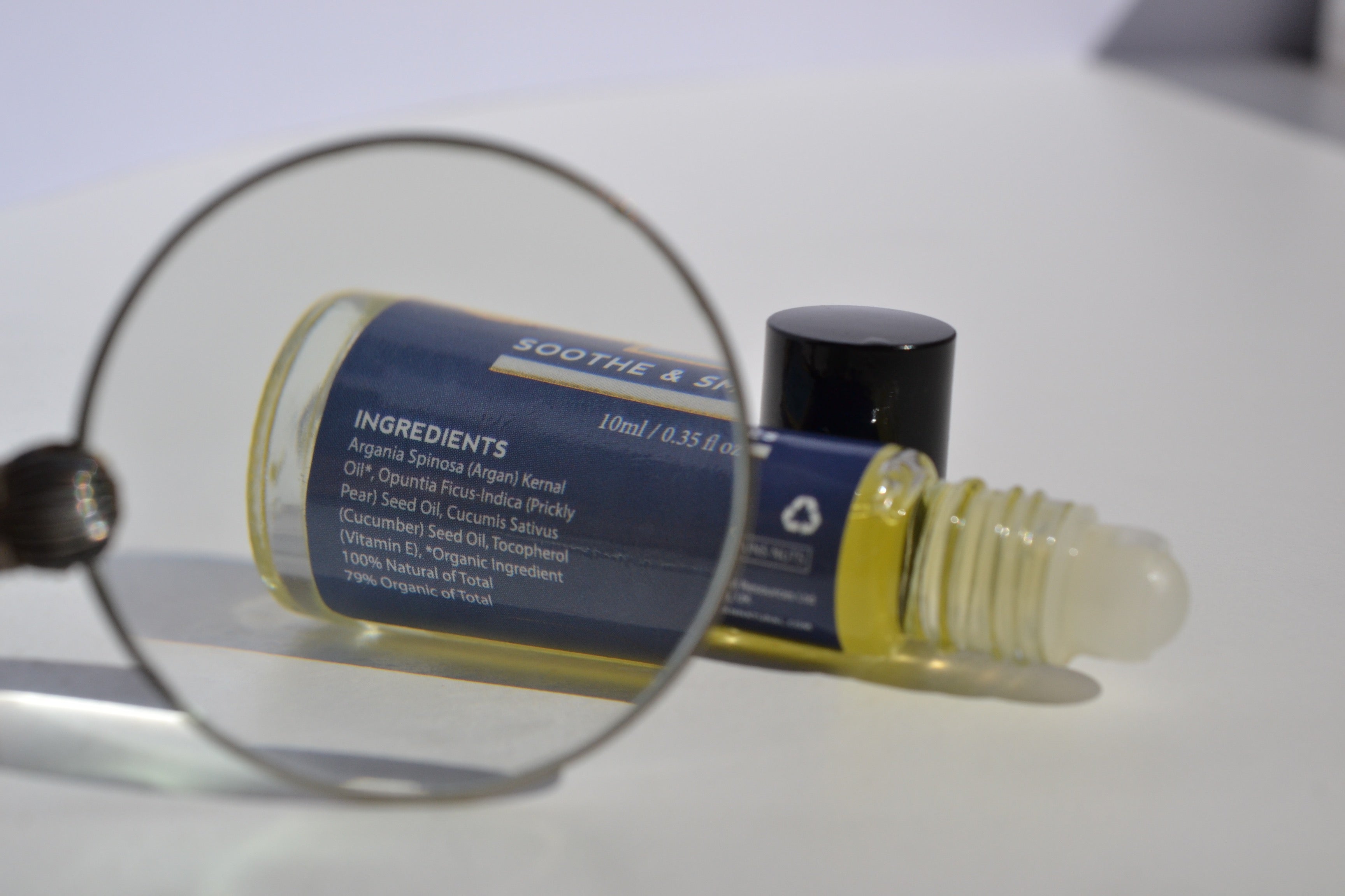 Manatude Soothe and Smooth Eyes oogroller