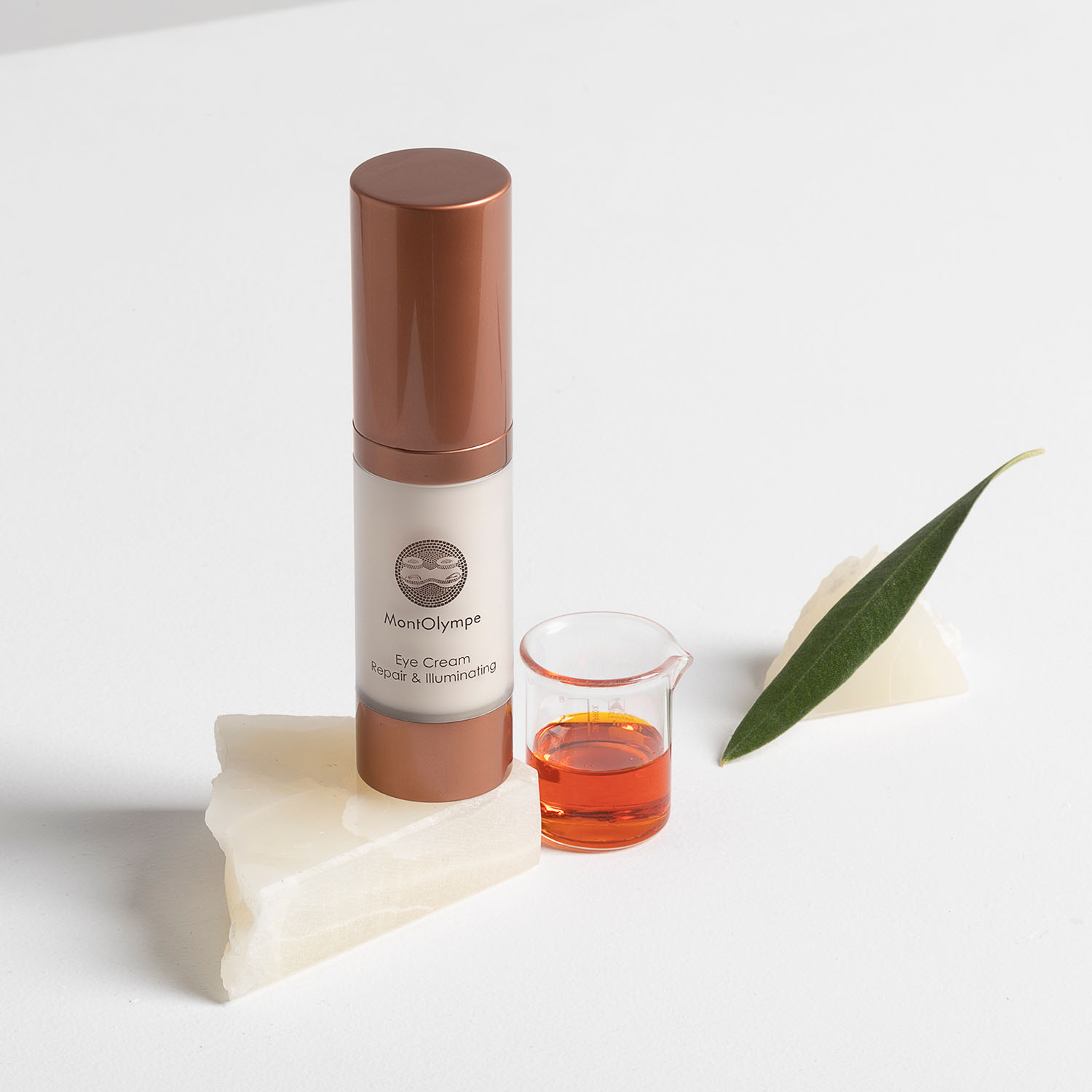 MontOlympe Repair & Illuminating oogcrème donkere kringen